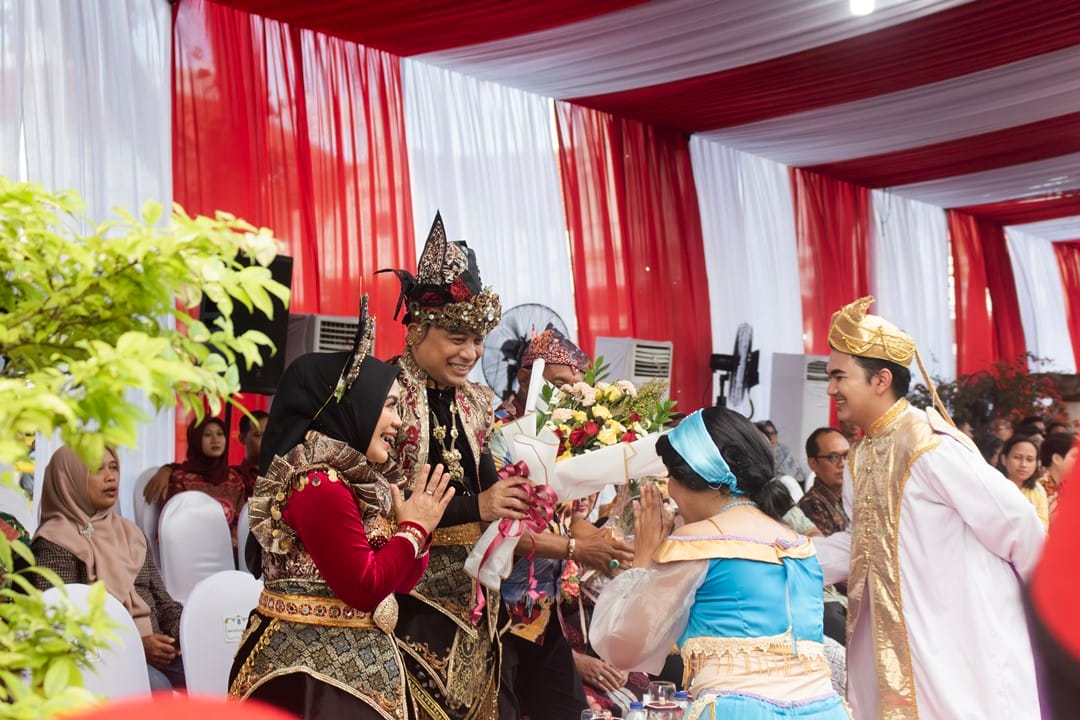 Walikota Surabaya Eri Cahyadi dan Tim KENCANA