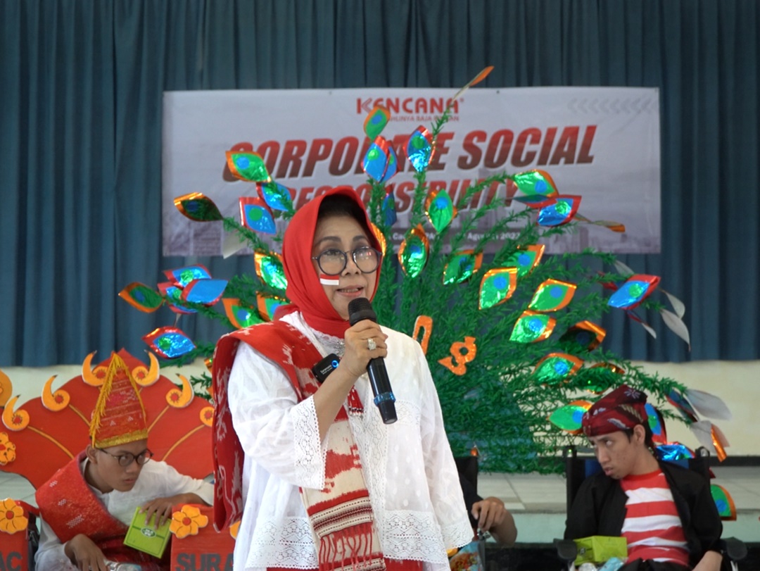 Wiwik Teddy Ontoseno Ketua Umum YPAC Surabaya