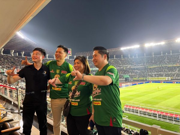 Direksi KENCANA saat Laga Persebaya vs Persija di GBT