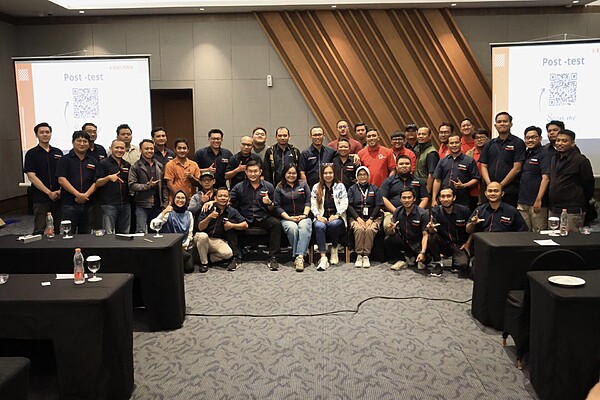 Pelatihan Kupas Tuntas Produk KENCANA