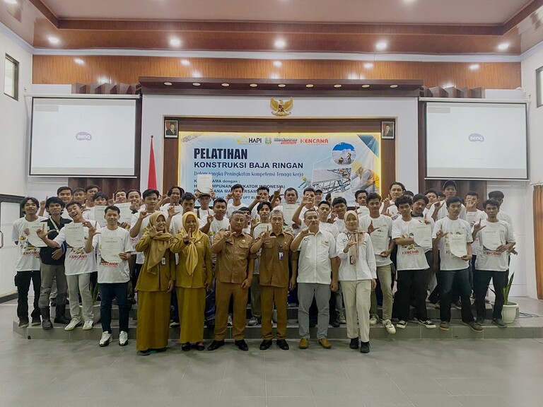 Pelatihan Baja Ringan KENCANA