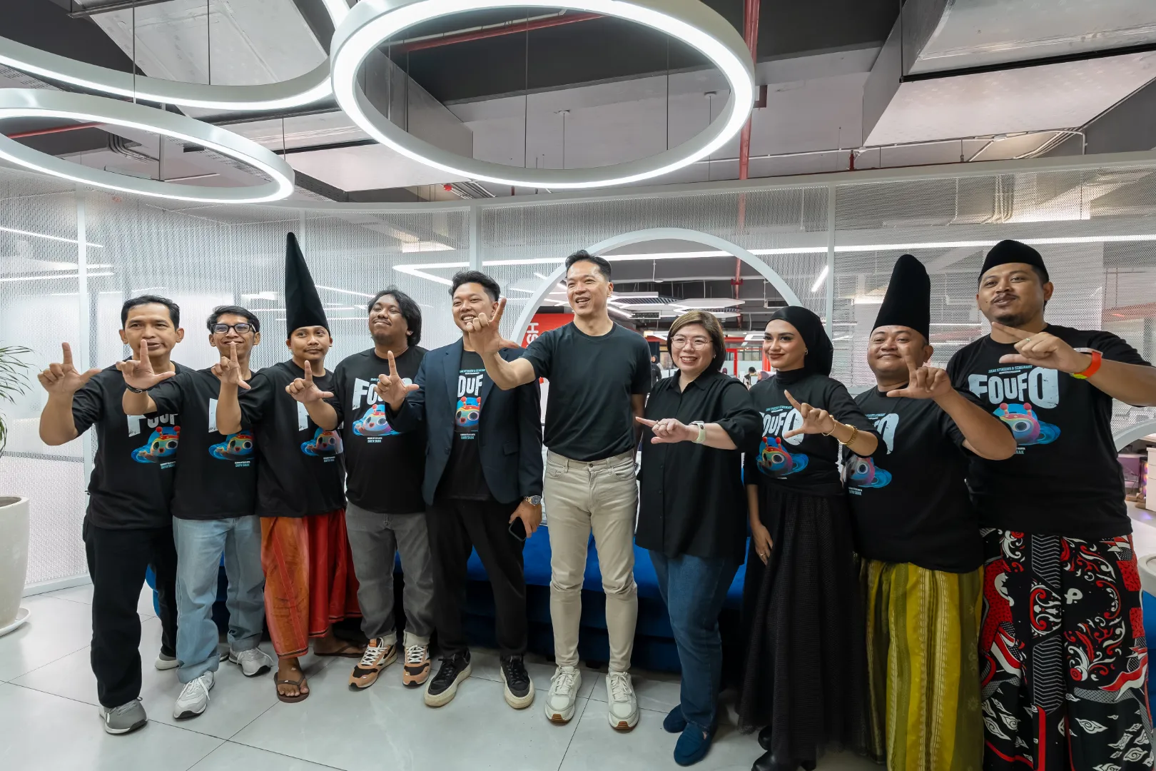 Cast Film Foufo Bersama Jajaran Direksi KENCANA