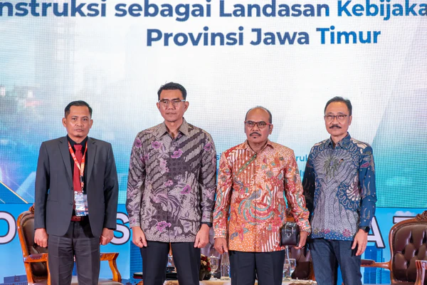 Talk Show Konstruksi Jatim 2026